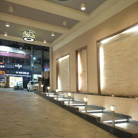 The Central Park Rourkela Екстериор снимка